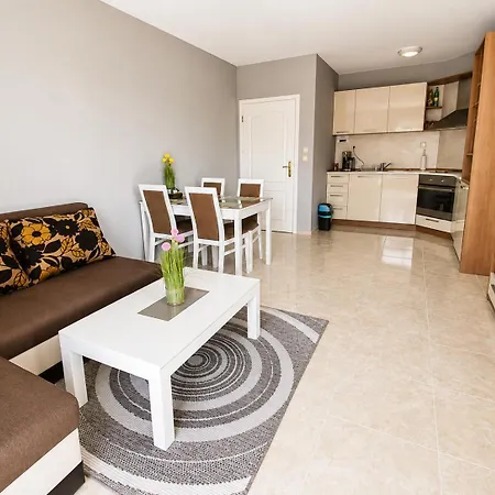 Apartamento First Line On The Cosy Sea Paradise