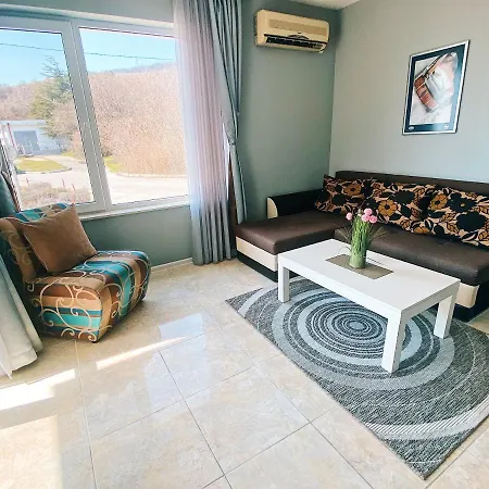 דירה First Line On The Cosy Sea Paradise *