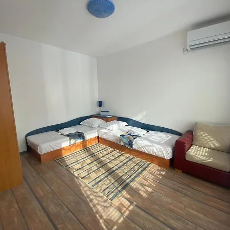 First Line On The Cosy Sea Paradise Апартамент Каварна